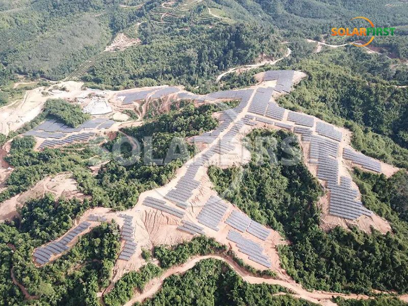 Planta de energía de 48,9 MWp en Malasia