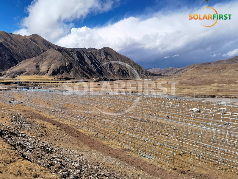 Planta de energía de 60 MWp en Nagqu, Tíbet