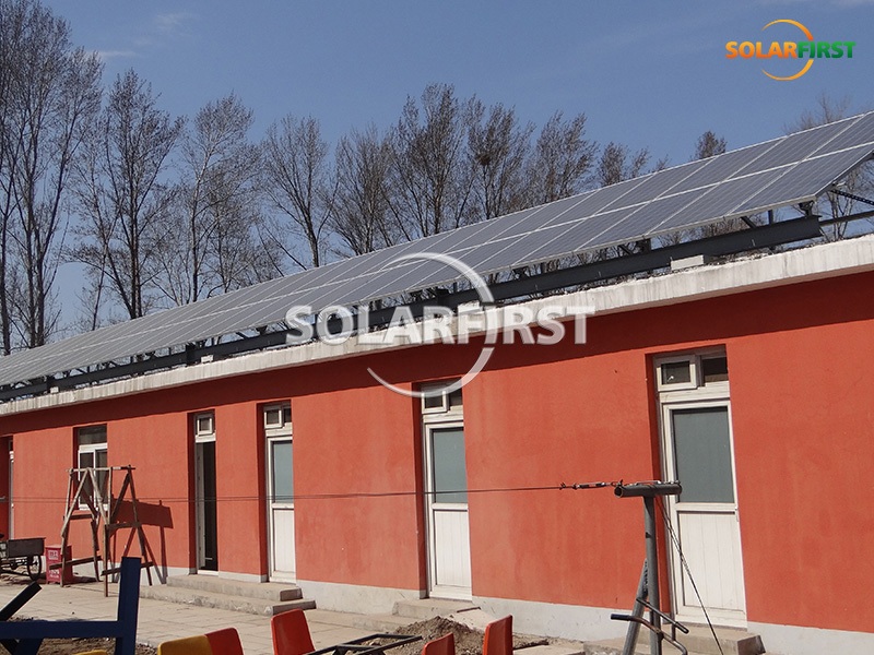 Instalación de techo de acero de 20 kWp en China