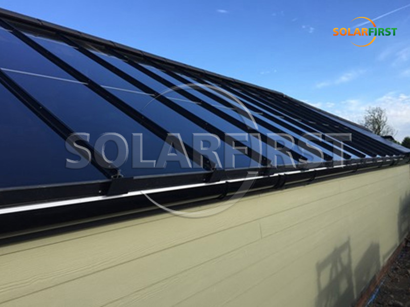 Techo transparente BIPV de 95 m² en Huntingdon