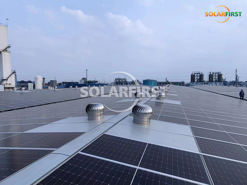 Montaje en techo BIPV de 3MWp en Jiaozuo, Henan