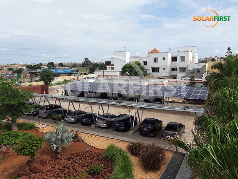 Solución de cochera fotovoltaica de aleación de aluminio de 120 kWp en Senegal