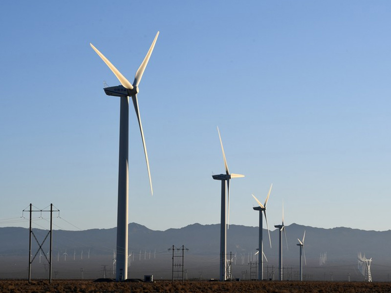 La capacidad instalada de energía renovable de China se disparó en los primeros cuatro meses, con la energía eólica y fotovoltaica aumentando más de un 17% interanual.