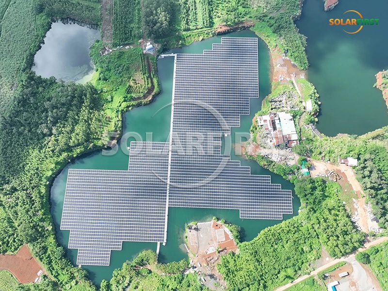 ¡El proyecto solar flotante del condado de Lingao de Solar First Group se conectó exitosamente a la red y recibió elogios de los medios!